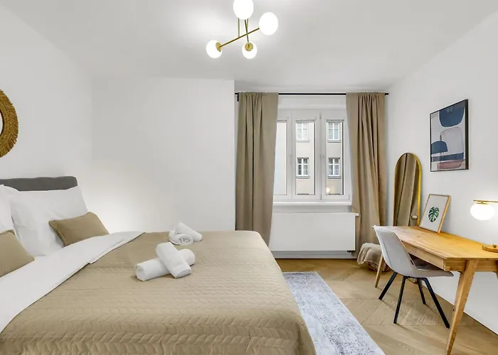 Quiet On Dunajska - Up To 6 Guests براتسيلافا